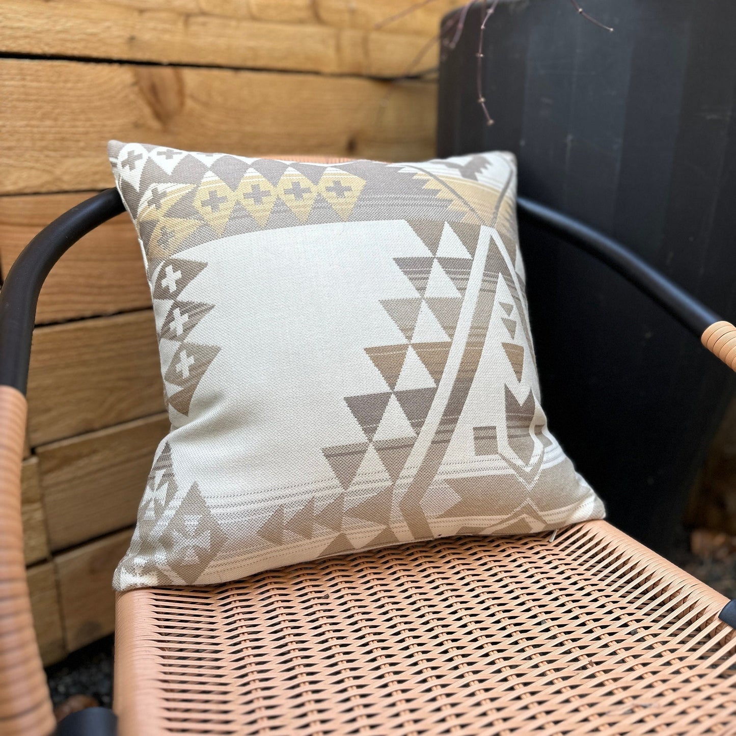 Desert Canyonlands Outdoor Pillow Cover – Fade & Stain Resistant