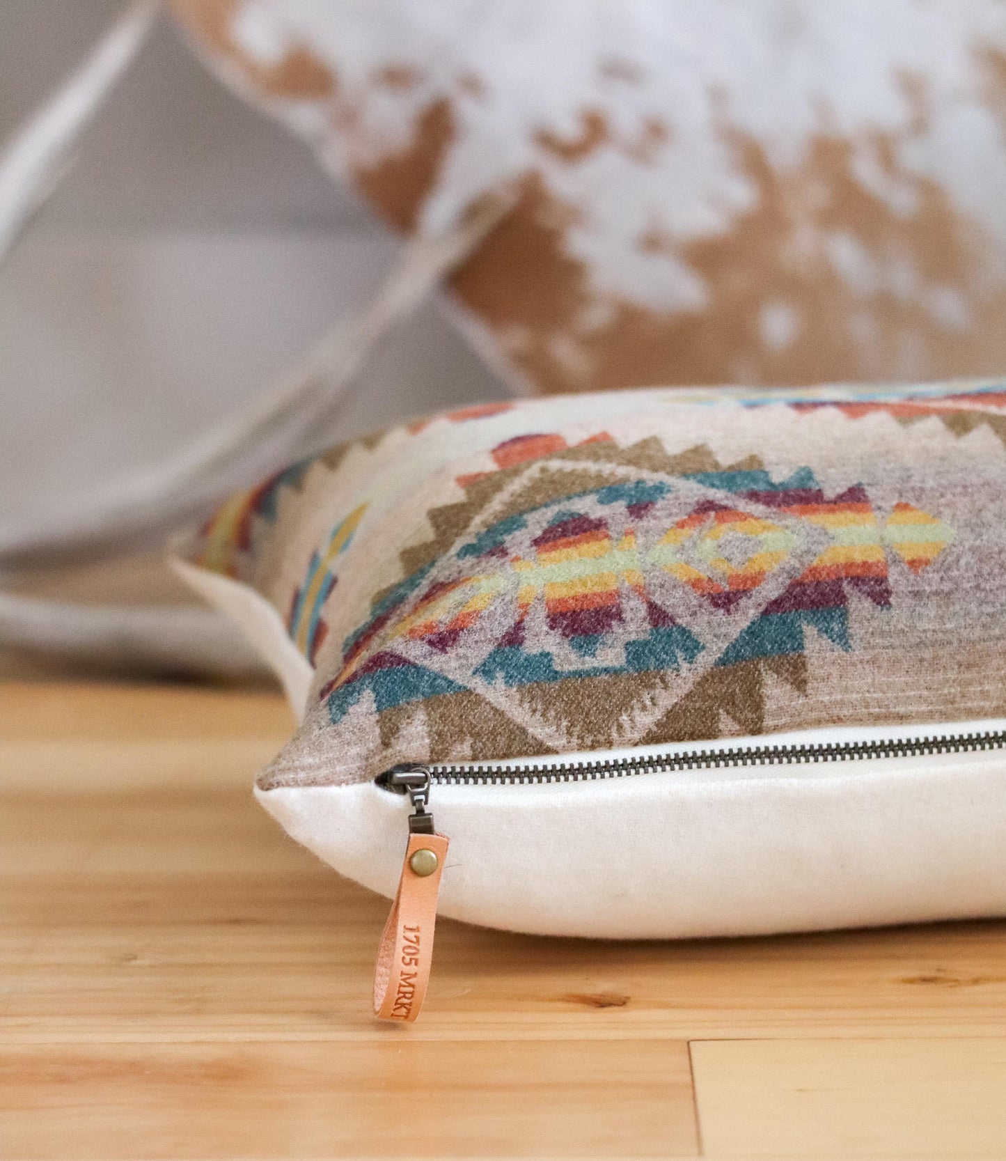 Limited-Edition Taos Trail Southwestern Pillow Cover – 12x18