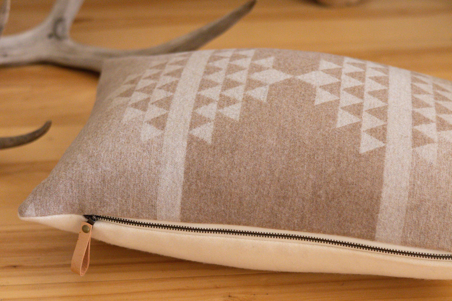 Cream & Tan Southwestern Wool Pillow Cover – Pendleton® Wool with Wool or Linen Backing