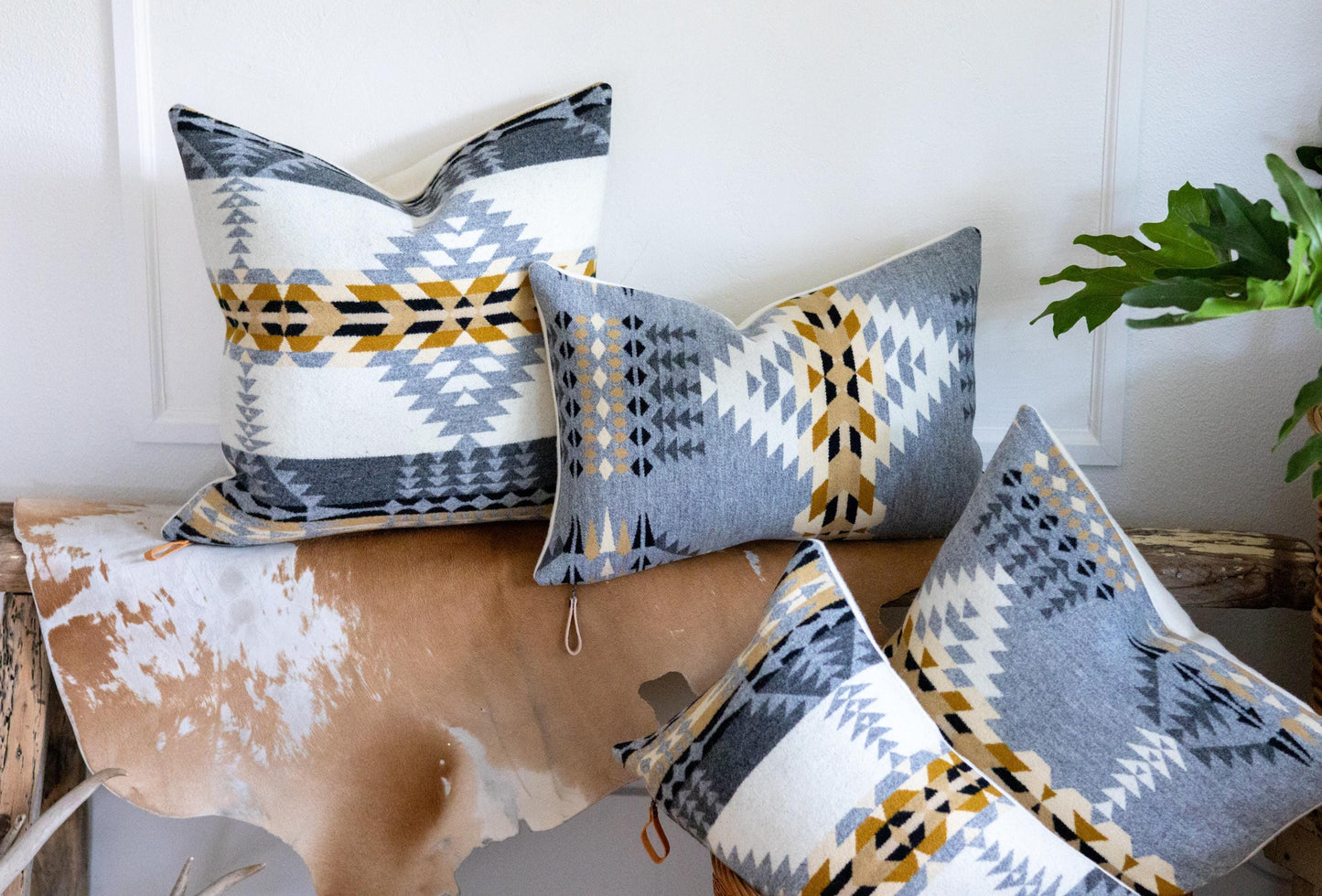 Rancho Arroyo Wool Pillow Cover – Ivory Geometric Jacquard