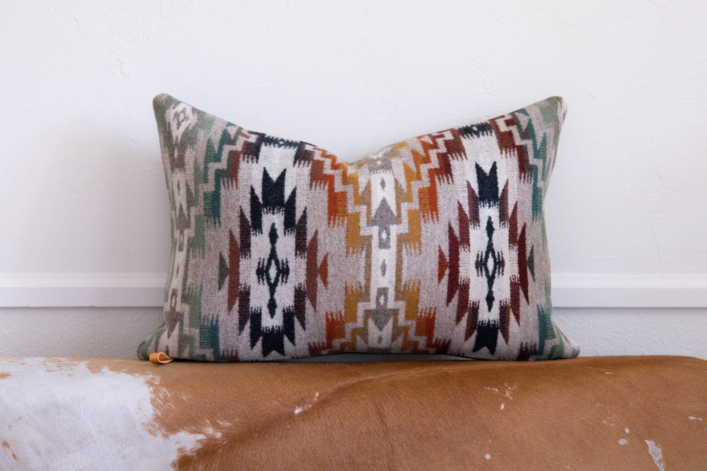 Mesilla Geometric Wool Pillow Cover – Southwestern Throw Accent Pillow