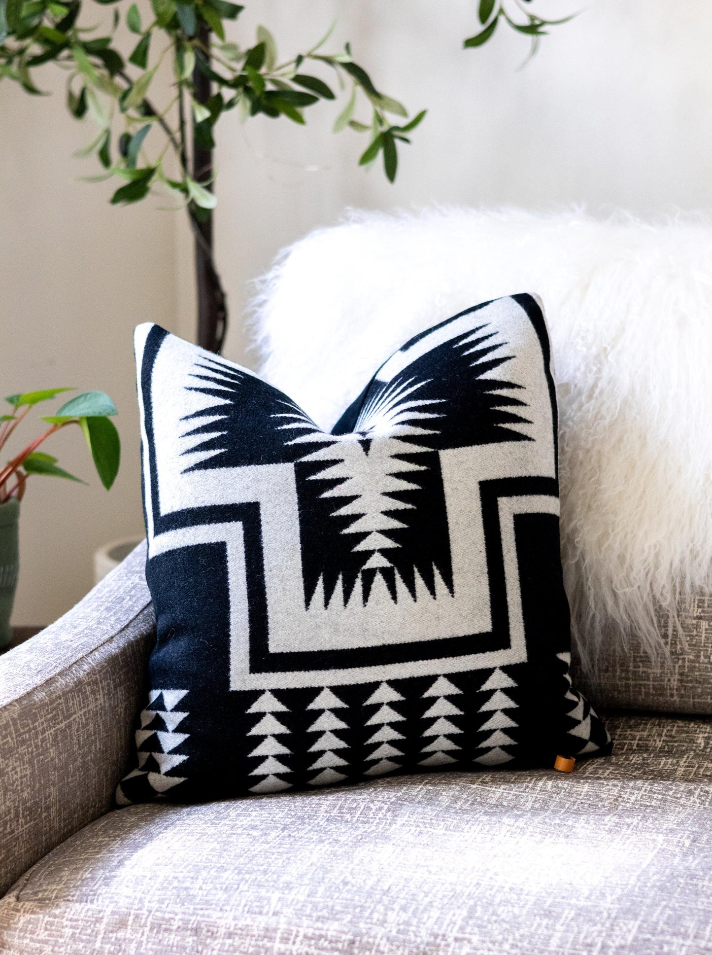 Walking Rock Pendleton® Wool Pillow Cover – Classic Black & White Design