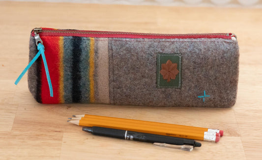 Yakima Camp Blanket Wool Zippered Pouch: Versatile Organizer for Pencils, Knitting, Makeup, and More