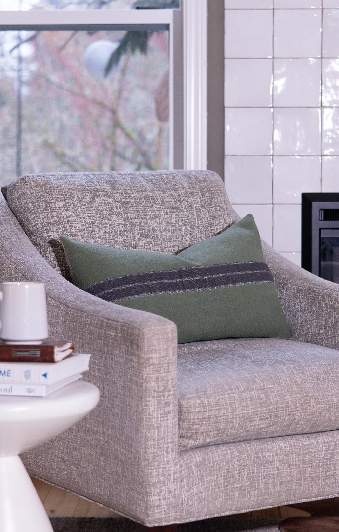 Limited-Edition Green Wool & Linen Lumbar Pillow Cover – Only 2 Made