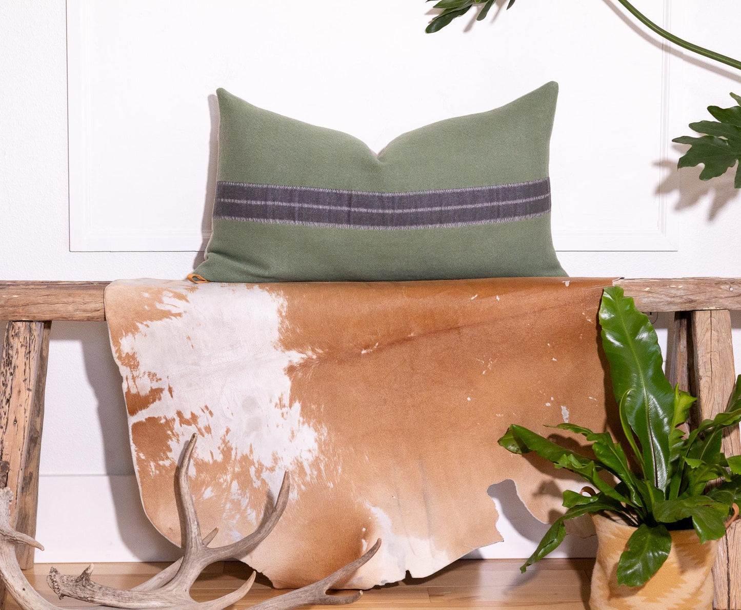 Limited-Edition Green Wool & Linen Lumbar Pillow Cover – Only 2 Made