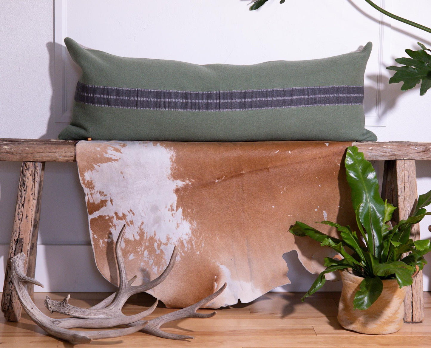 Limited-Edition Green Wool & Linen Lumbar Pillow Cover – Only 2 Made