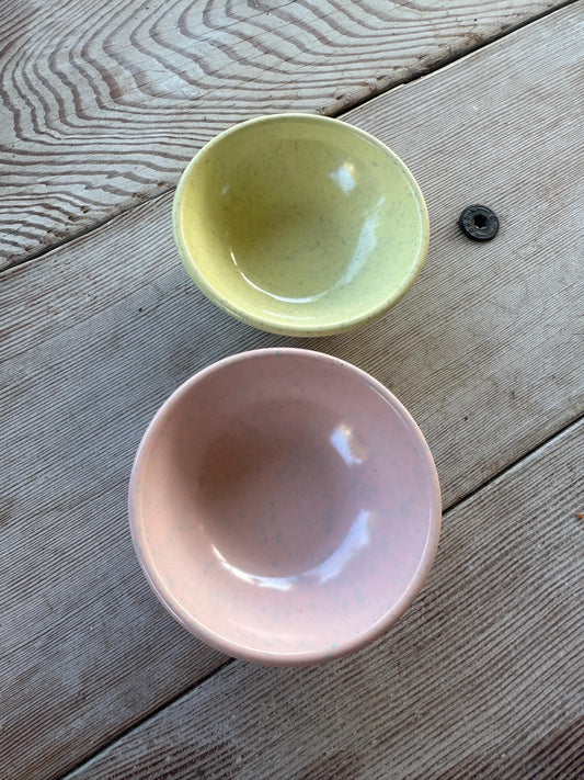 Retro Speckled Melmac Berry Bowls - Vintage Imperial Ware Pastel Pink & Aqua Sauce Dishes