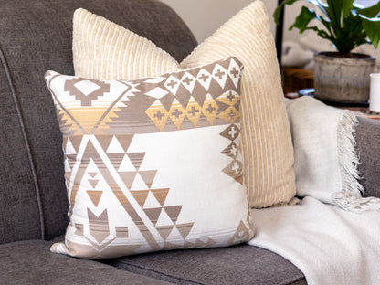 Canyonlands National Park Southwestern Outdoor Pillow Cover – Desert, Made to Order