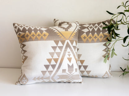 Canyonlands National Park Southwestern Outdoor Pillow Cover – Desert, Made to Order