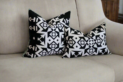 Condensed Black & White Wool Pillow Cover – Modern Geometric