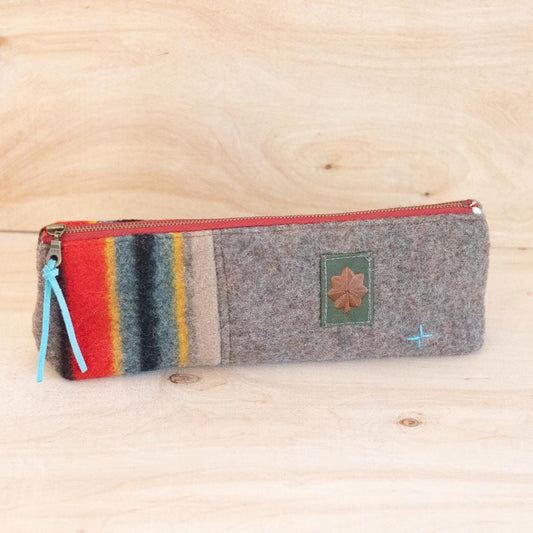 Yakima Camp Blanket Wool Zippered Pouch: Versatile Organizer for Pencils, Knitting, Makeup, and More