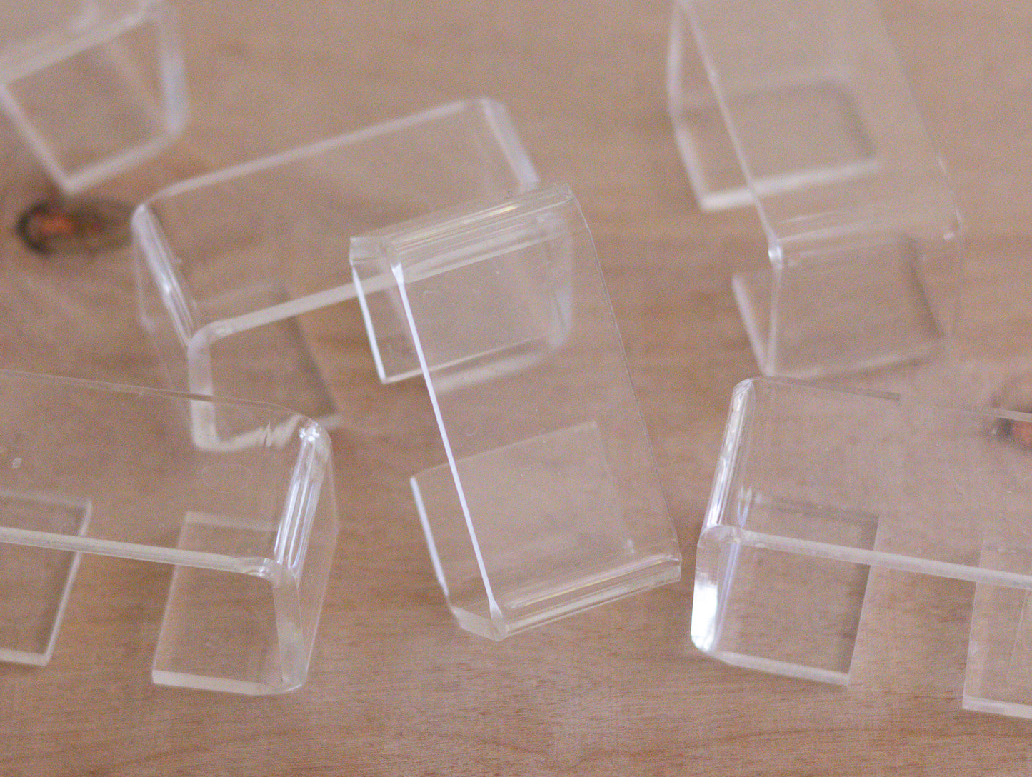 Vintage Lucite Napkin Rings – Set of 6